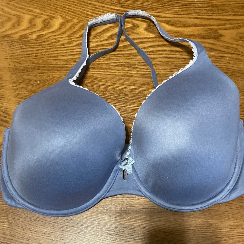 Victoria’s Secret Body by Victoria (Size 32DDD)